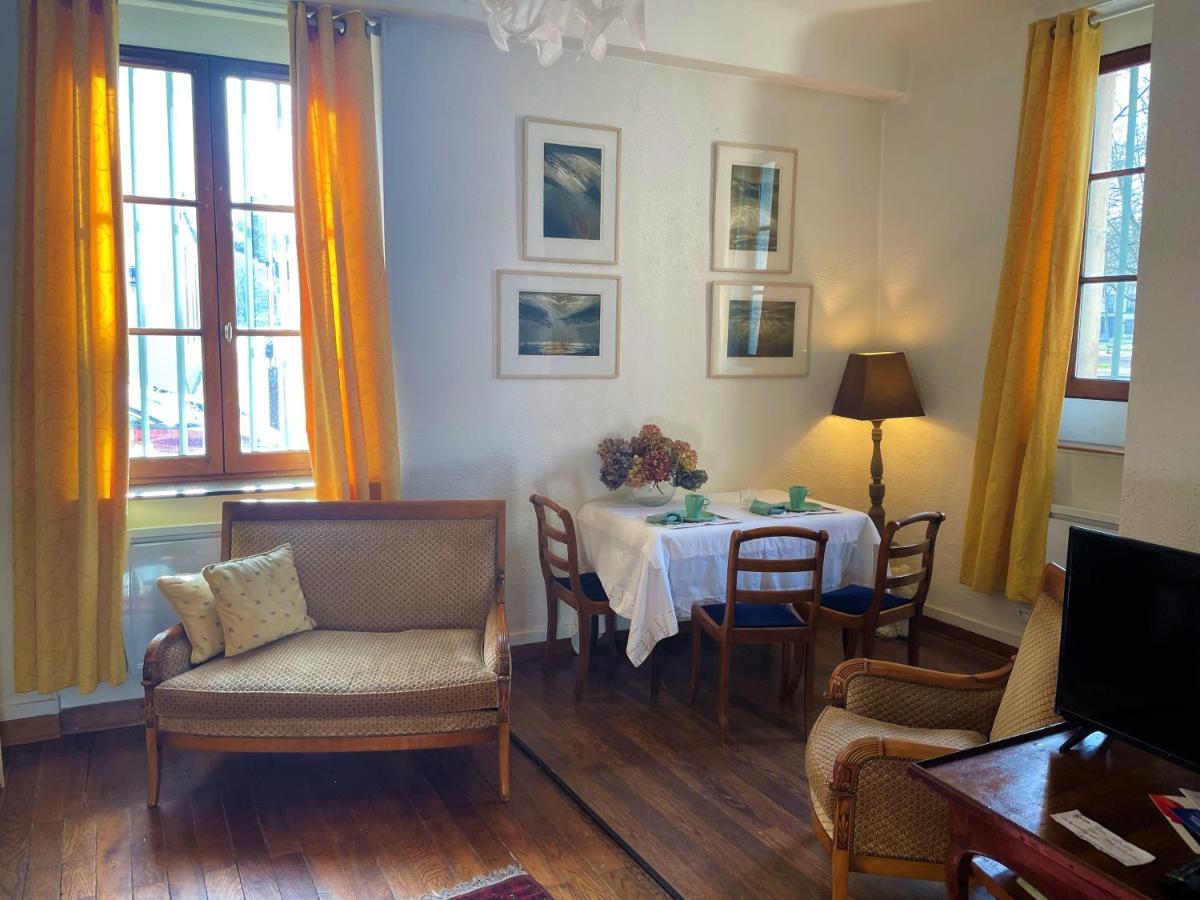 Tres Bel Appartement Dijonnais Place Wilson Gutembert מראה חיצוני תמונה