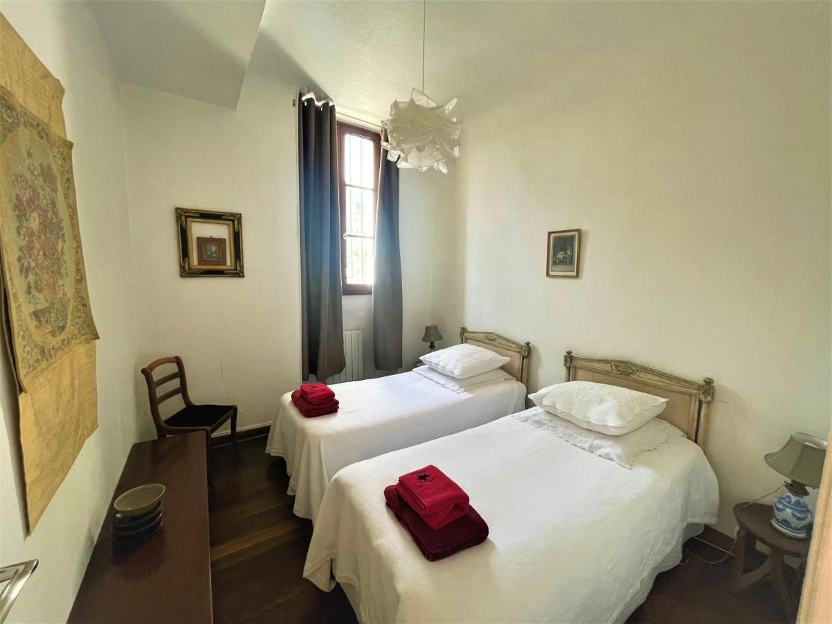 Tres Bel Appartement Dijonnais Place Wilson Gutembert מראה חיצוני תמונה